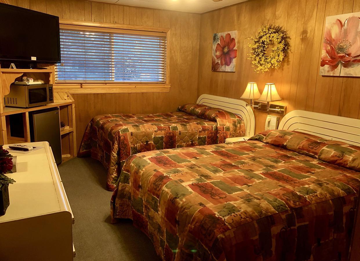 Giant Oaks Lodge Running Springs Екстериор снимка